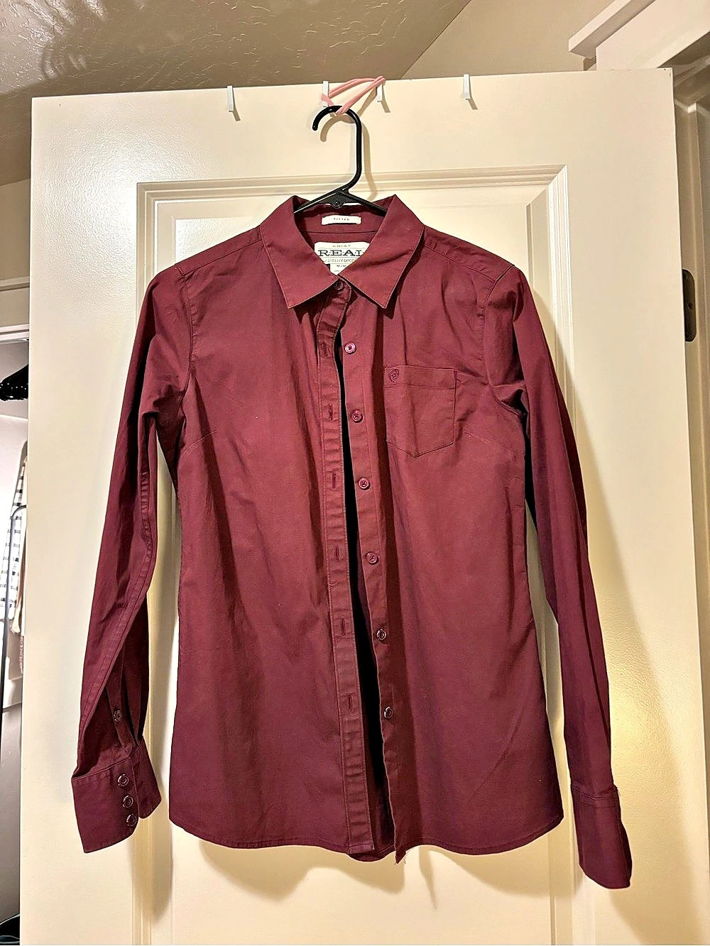 Ariat Maroon Button Down Size Medium